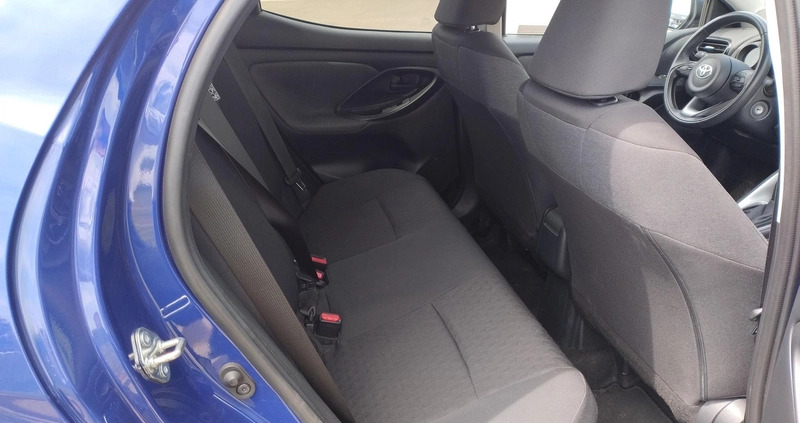Toyota Yaris cena 85900 przebieg: 75000, rok produkcji 2021 z Piwniczna-Zdrój małe 172